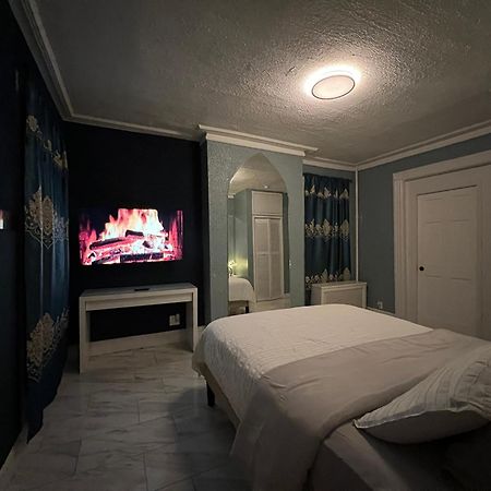 3 Bedrooms In 2Nd Floor Modern Brooklyn Home, Close To J Train Ню Йорк Екстериор снимка