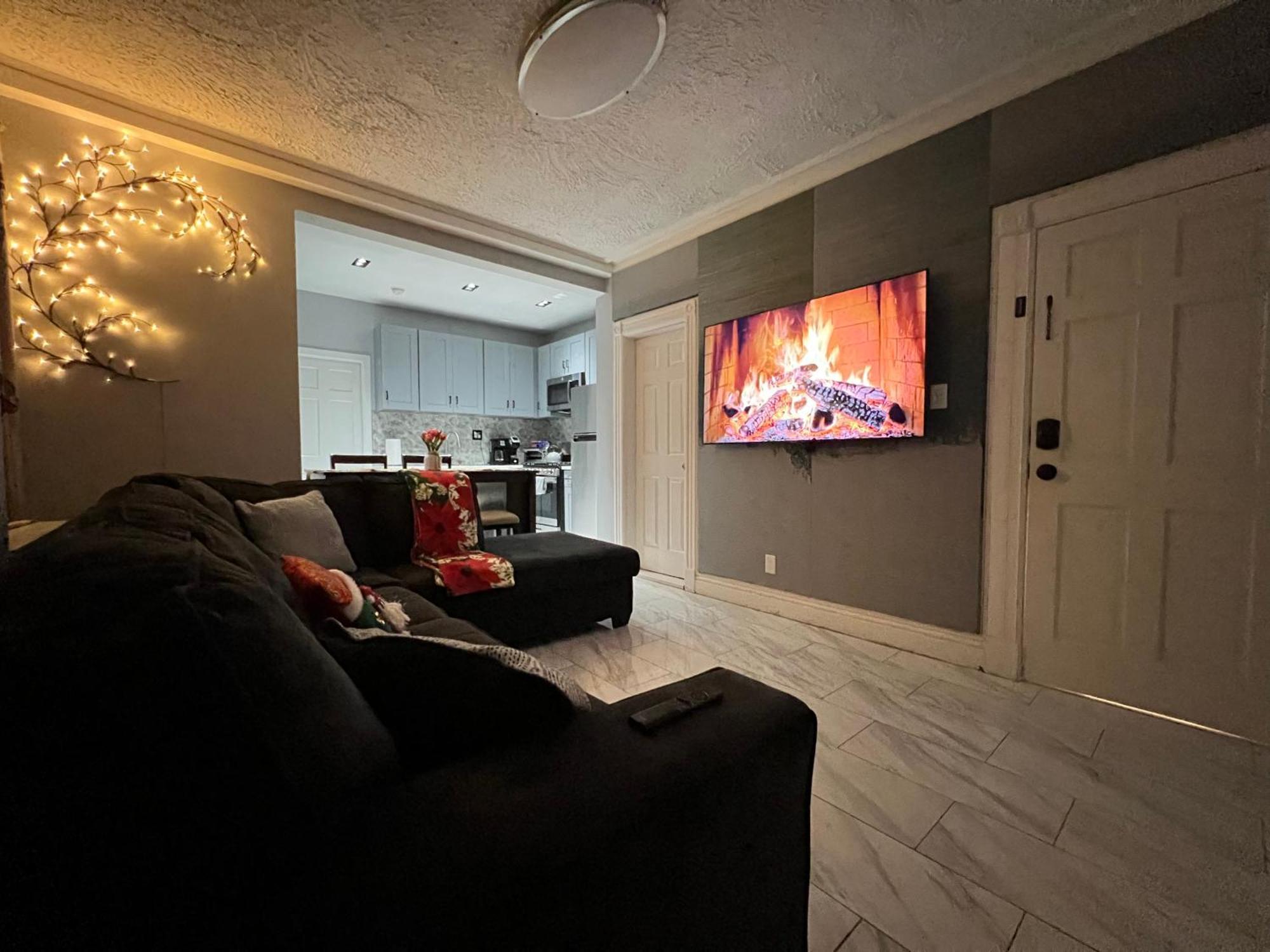 3 Bedrooms In 2Nd Floor Modern Brooklyn Home, Close To J Train Ню Йорк Екстериор снимка